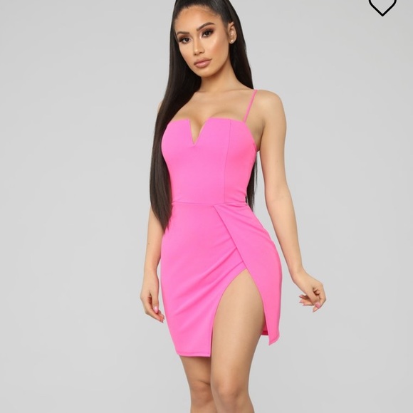 Fashion Nova Dresses & Skirts - FashionNova// stealing hearts dress size small